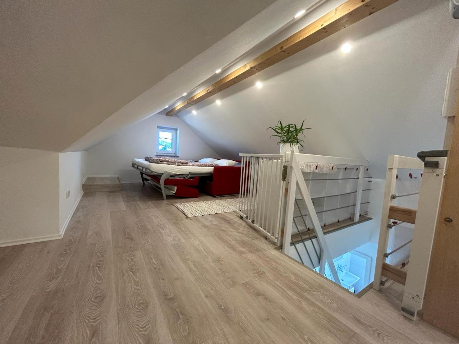 Löwenstein 3 Zimmer Neubauwohnung In Der Schwaebischen Toskana מראה חיצוני תמונה