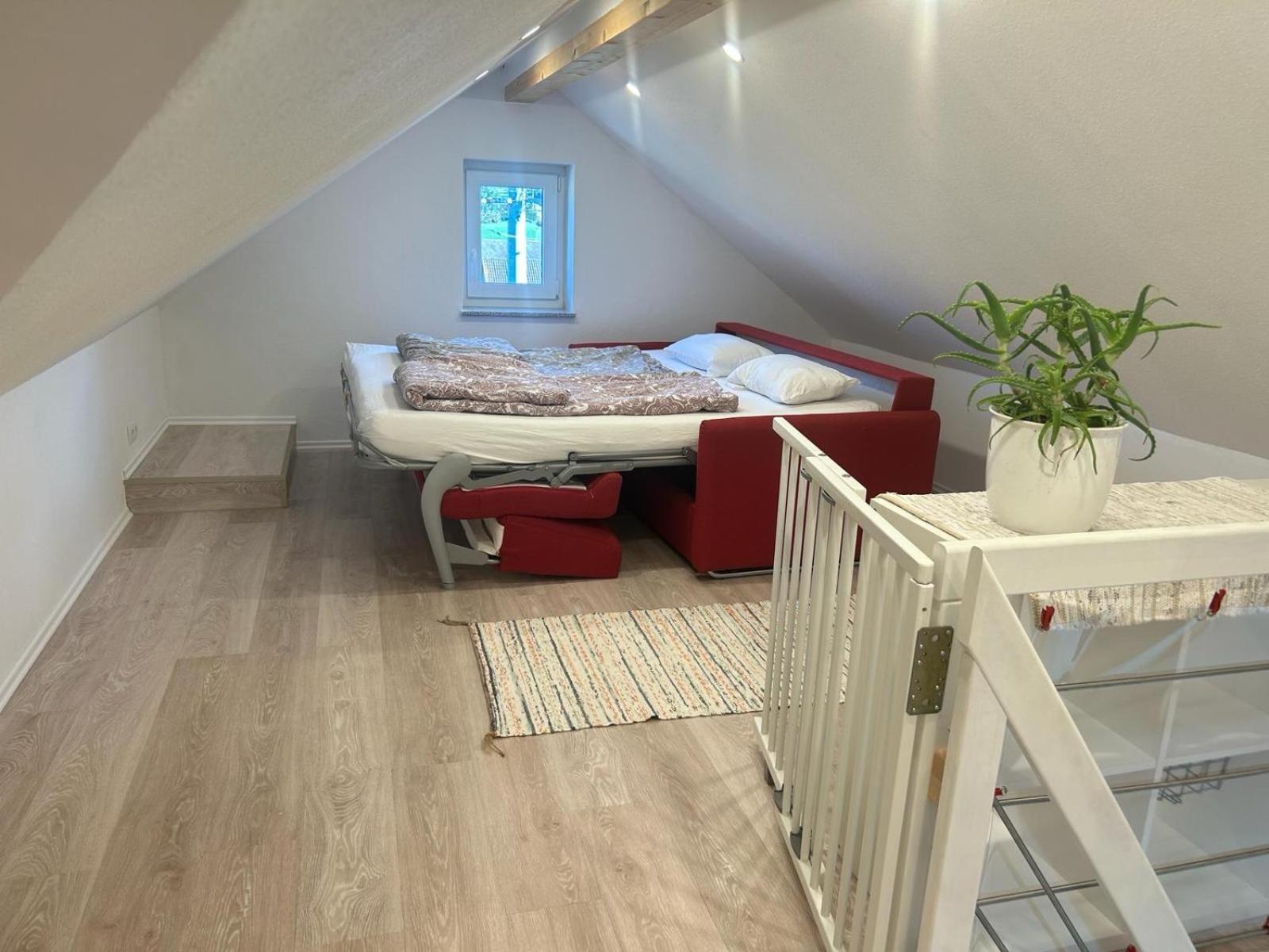 Löwenstein 3 Zimmer Neubauwohnung In Der Schwaebischen Toskana מראה חיצוני תמונה